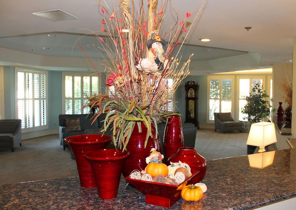 Hotel Governors